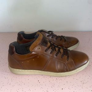 Bull boxer sz 10.5 sneakers